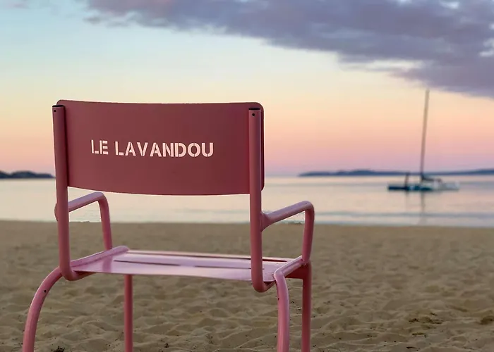 Select'sohome - Pour 4 Personnes Avec Jardin Prive Au Coeur Du Lavandou ! - Lo Casau Apartment Le Lavandou